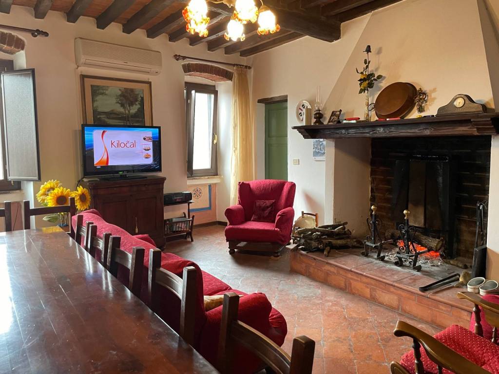 Rustico / casale a Passignano sul trasimeno in PASSIGNANO SUL TRASIMENO - Foto 5