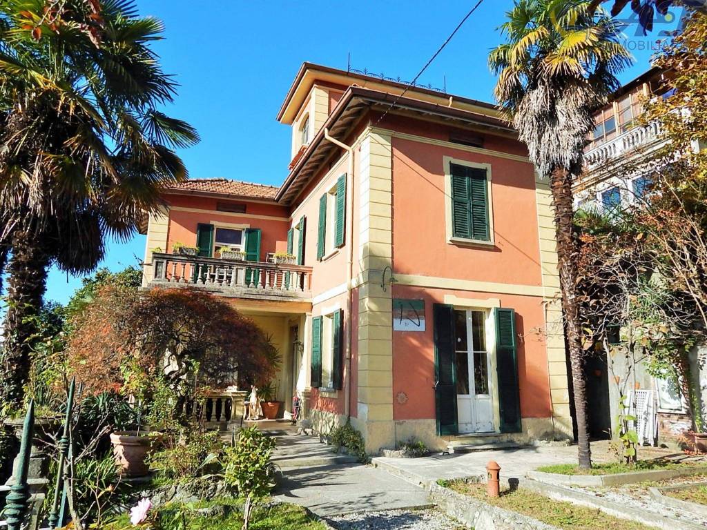 Villa a Calolziocorte in Via Promessi Sposi, 7 - Foto 2