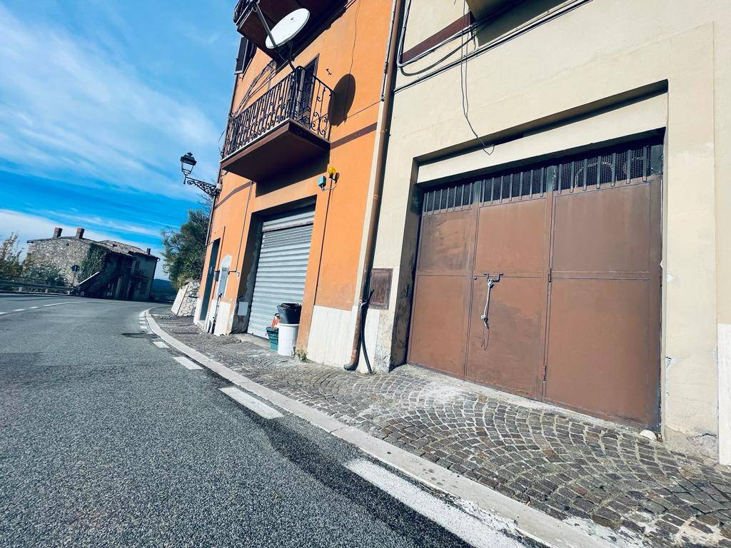 Appartamento a Poggio moiano in Via Roma - Foto 3
