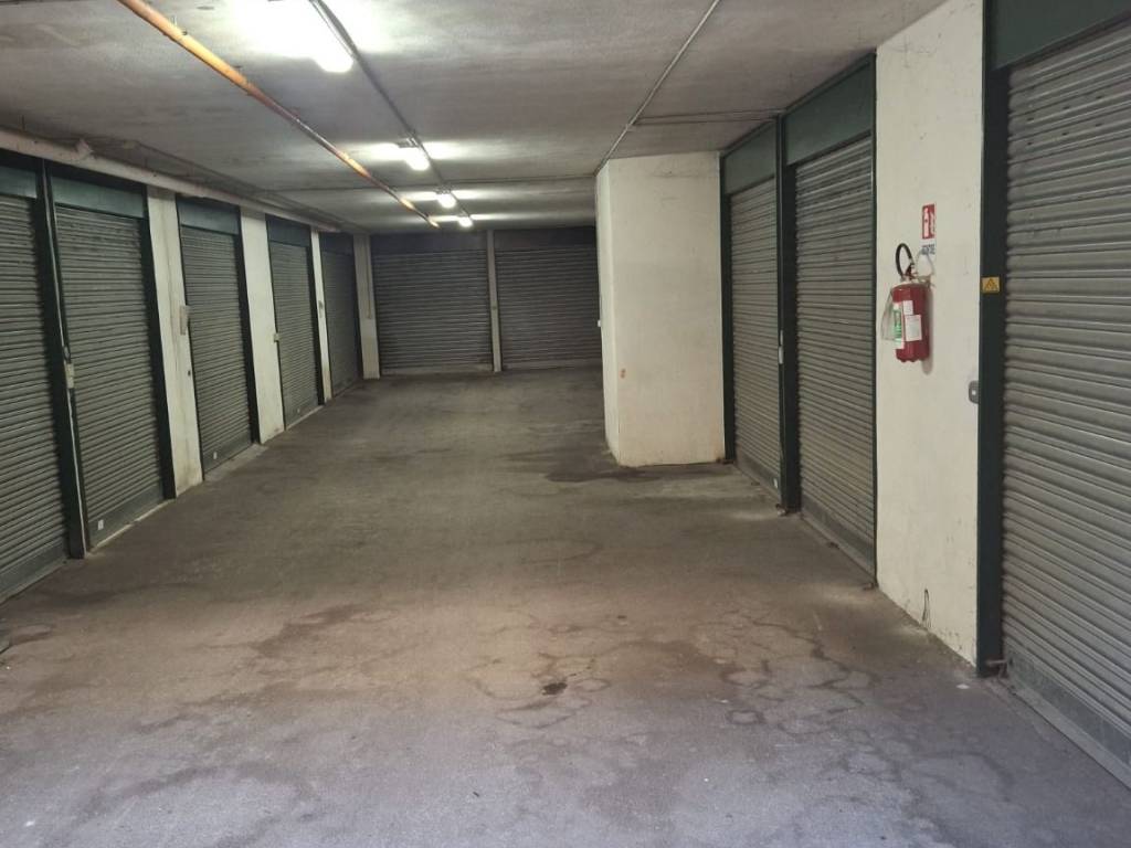 Box / garage a Giugliano in campania in Via San Vito - Foto 2