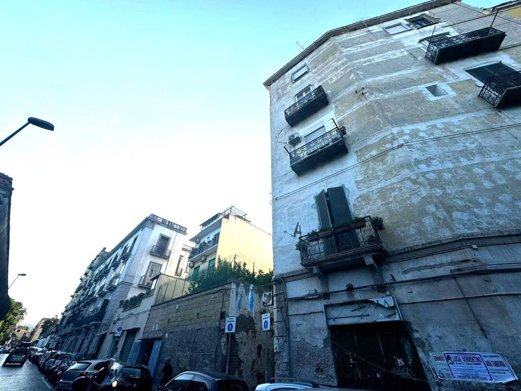Appartamento a Napoli in Vico Paradisiello, 11 - Foto 2