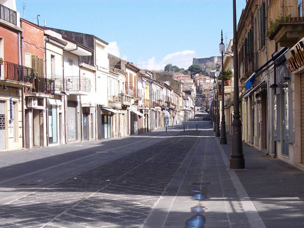 Appartamento a Vibo valentia in Corso Vittorio Emanuele III - Foto 2
