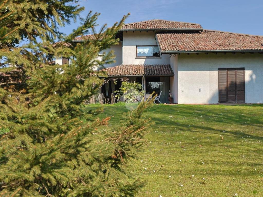 Villa a Caronno pertusella in Via Bernardino Luini, 383 - Foto 5