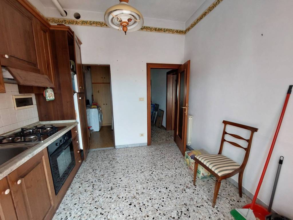 Appartamento a Pistoia in Via Don Giovanni Bosco - Foto 5