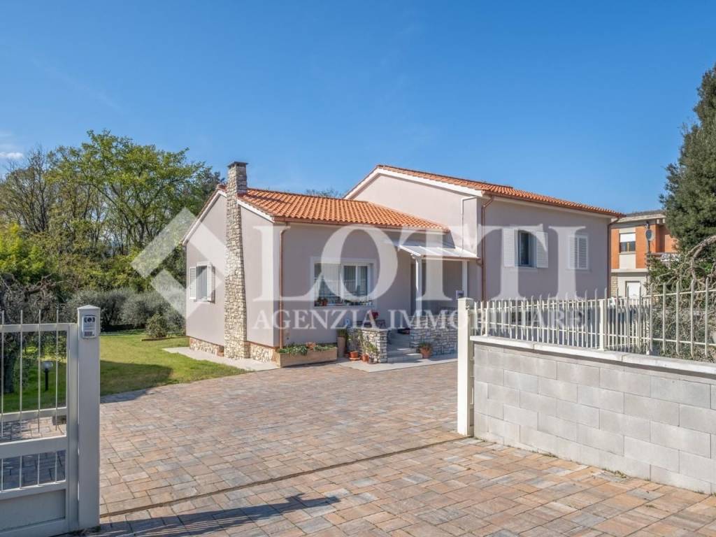 Villa a Bientina in Via Valdinievole Sud, , 56 - Foto 2