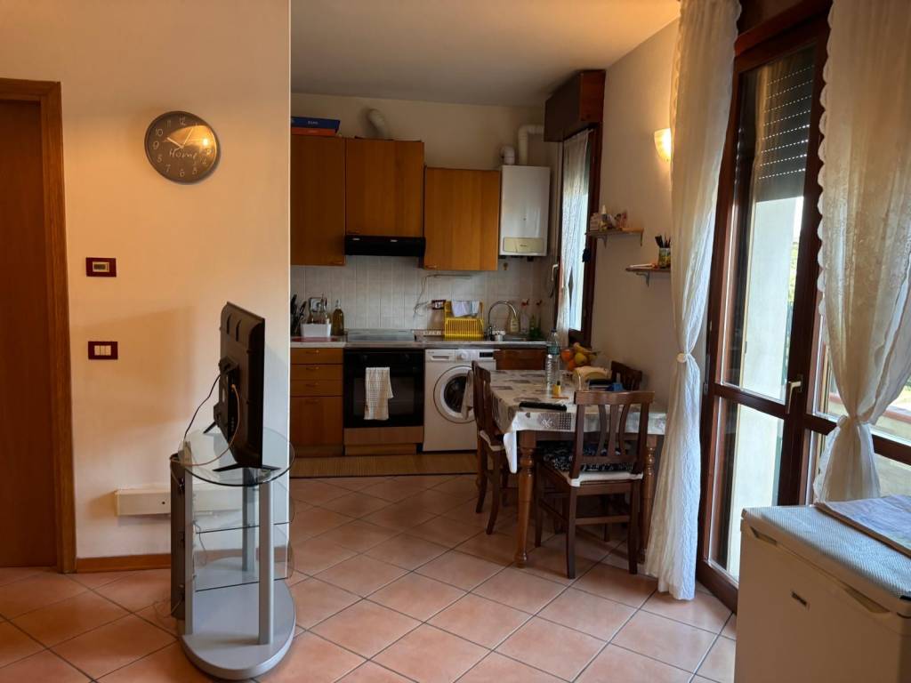 Appartamento a Reggio emilia in Via Amilcare Cipriani - Foto 2