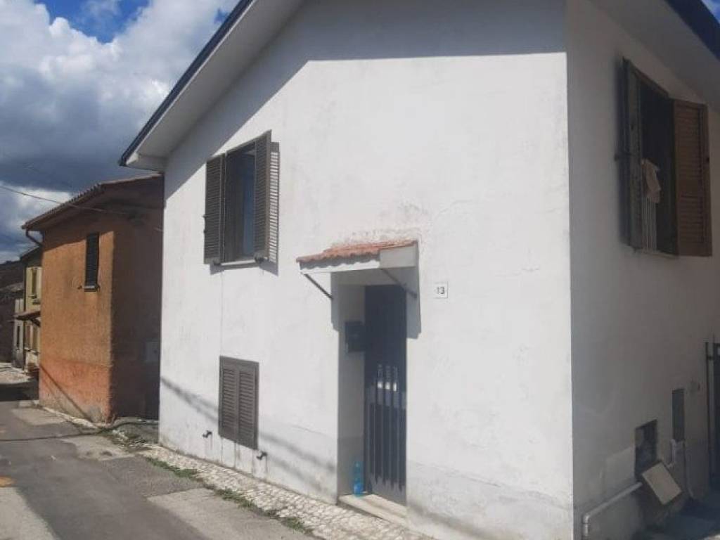 Villa a Rieti in Via Dietro Santi - Foto 3