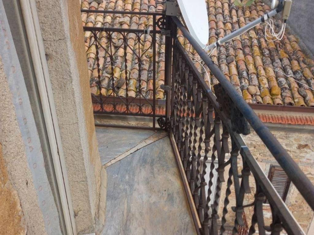 Appartamento a Santo stefano di camastra in Via Luigi Sergio, 12 - Foto 2