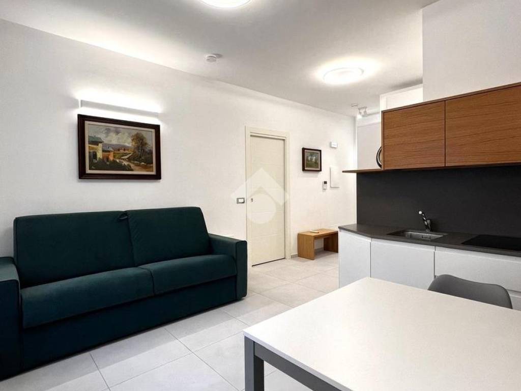 Appartamento a Alba in Via Vernazza, 7 - Foto 1