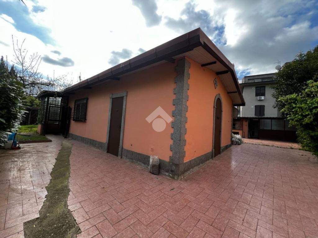 Villa a Marino in Via Goffredo Mameli, 53 - Foto 1