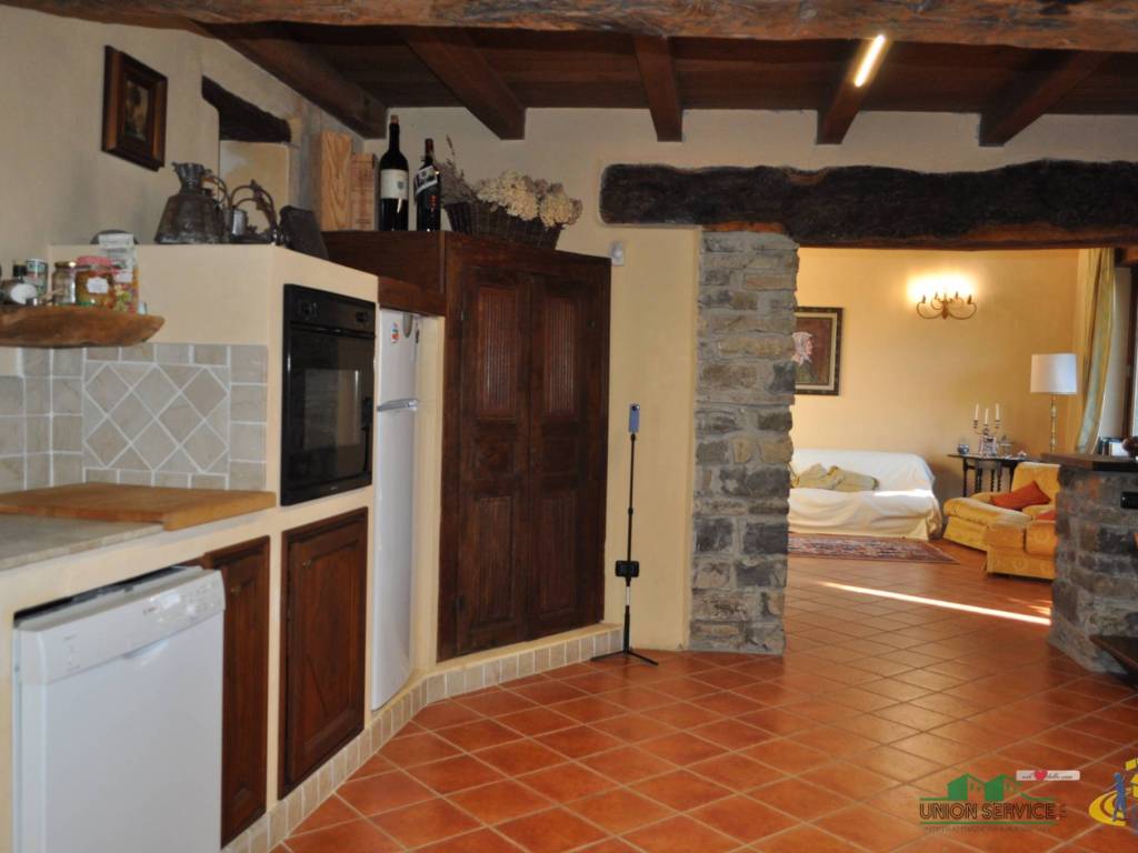 Casa indipendente a Valmozzola in Frazione Ossella - Foto 2