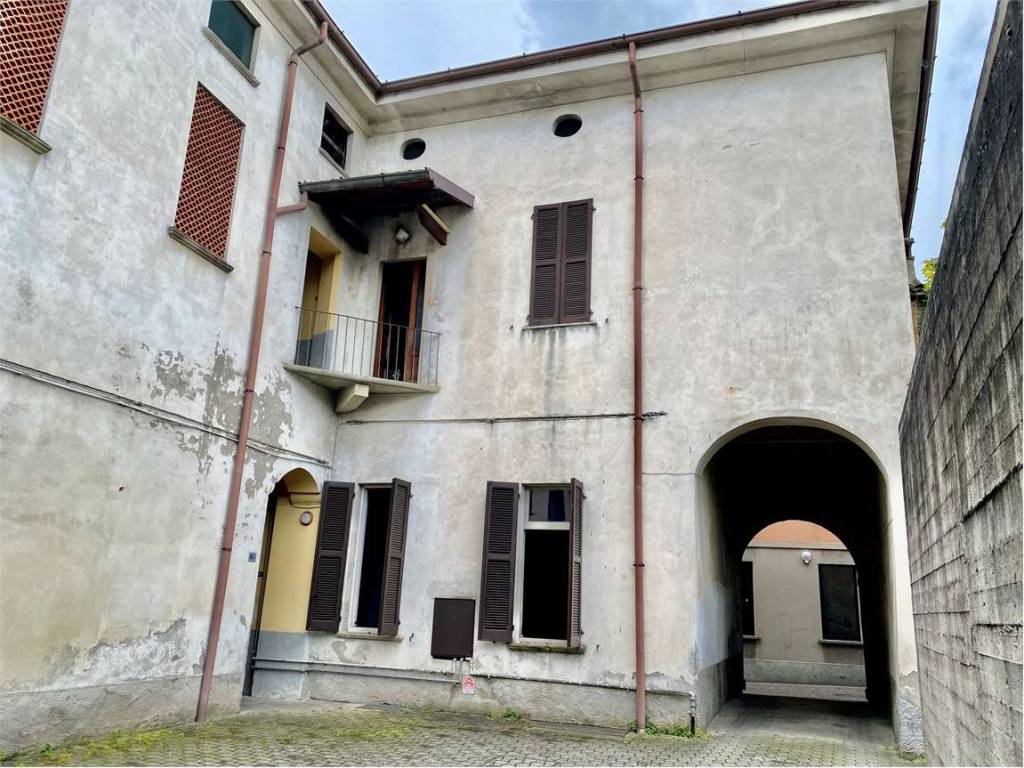 Casa indipendente a Oggiono in Via Conte Camillo Benso di Cavour, 8 - Foto 5