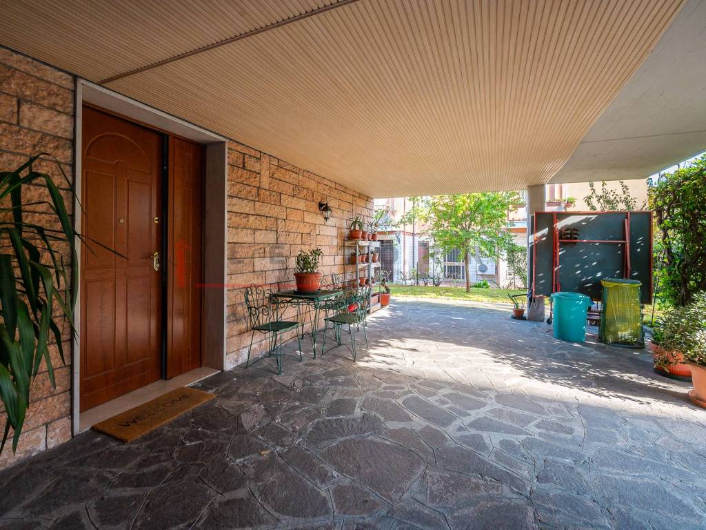 Villa a Modena in Via Giovanni Pierluigi da Palestrina, 177 - Foto 3