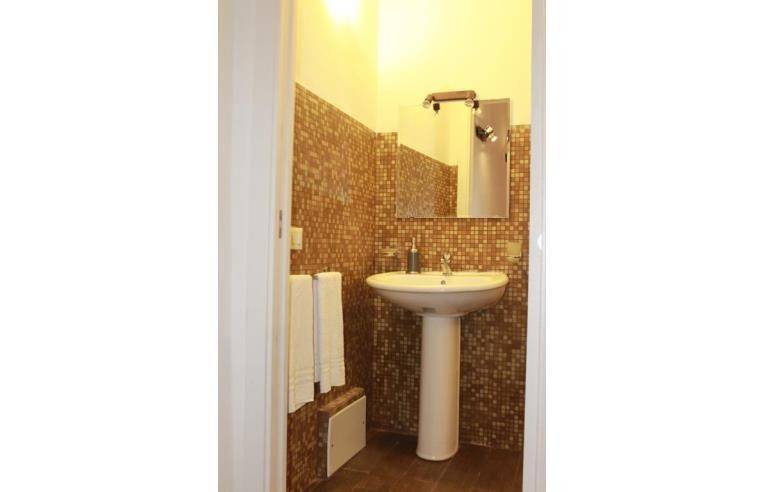 Casa indipendente a Siracusa in Via Emmanuele de Benedictis, 37 - Foto 4