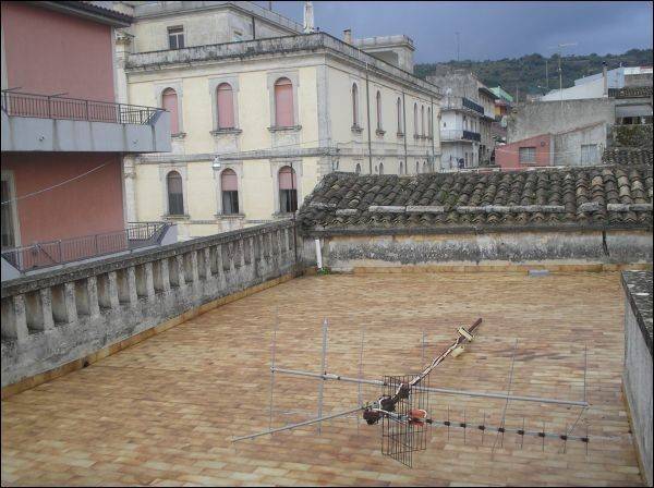 Villa a Canicattini bagni in Via Umberto - Foto 3