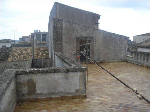 Villa a Canicattini bagni in Via Umberto - Foto 4