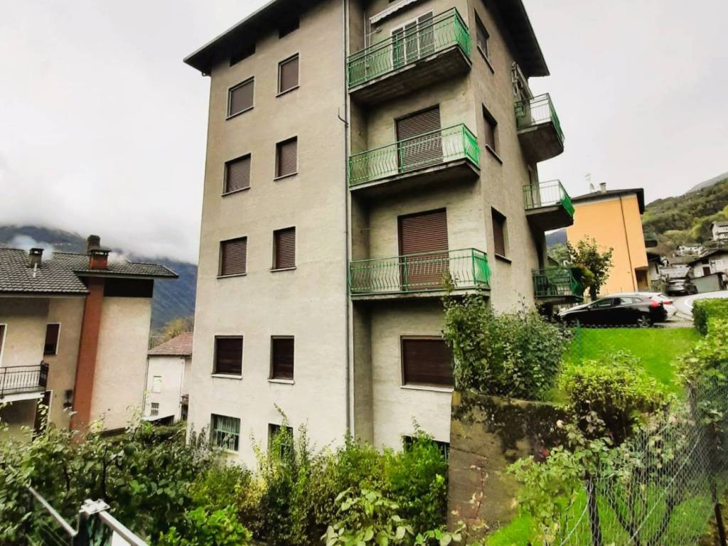 Appartamento a Villa di tirano in Via Motta - Foto 2