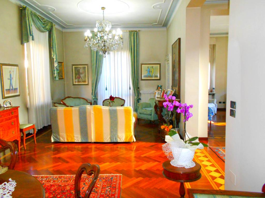Villa a Alessandria in Spalto Marengo - Foto 3