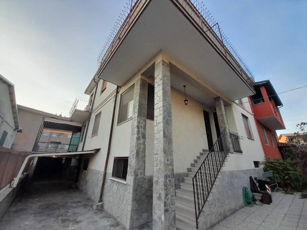 Villa a Novara in Strada Pinzi, 5 - Foto 4