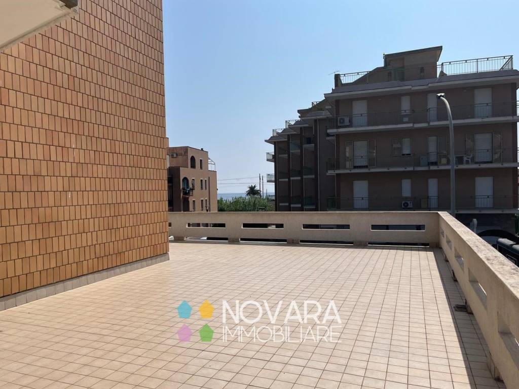 Appartamento a Ceriale in DELLE MIMOSE- VIA AURELIA, 6 - Foto 3