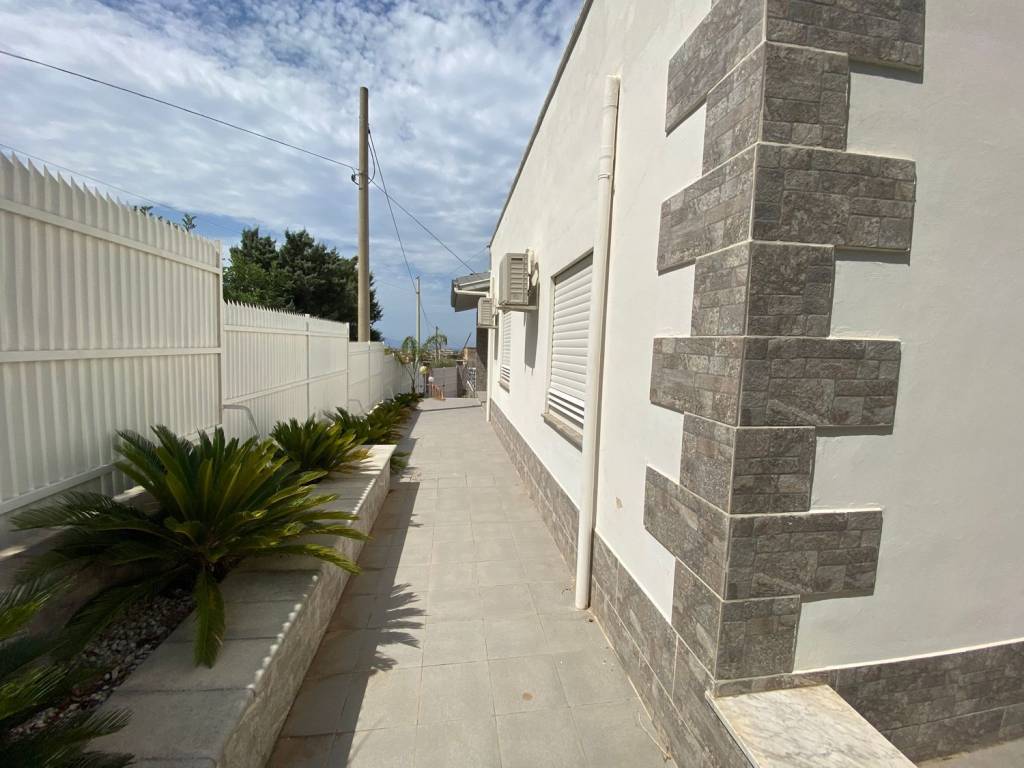 Villa a Cinisi in Via Einaudi s.n.c - Foto 5