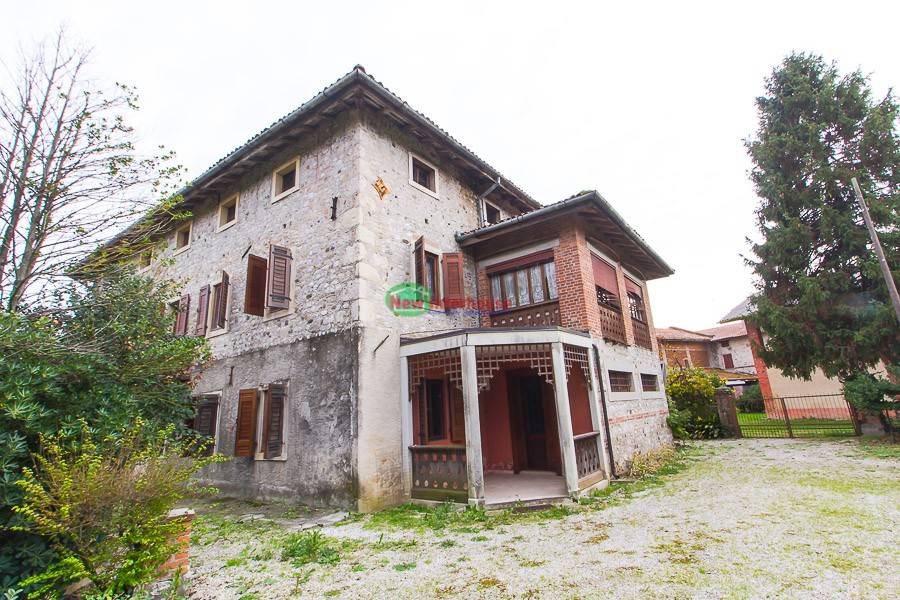 Villa a Spilimbergo in Via Borgo Navarons, 16 - Foto 1