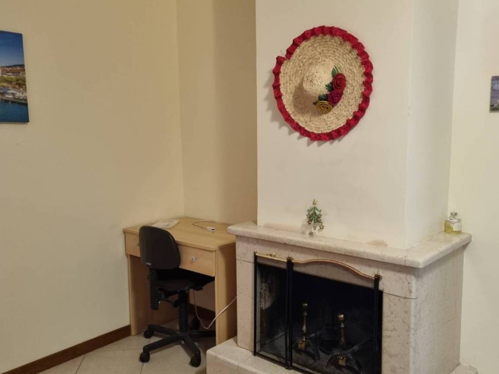 Appartamento a Marsicovetere in Via Pasquale Festa Campanile - Foto 2