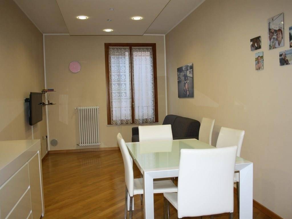 Appartamento a Desenzano del garda in Piazza Garibaldi, 12 - Foto 2