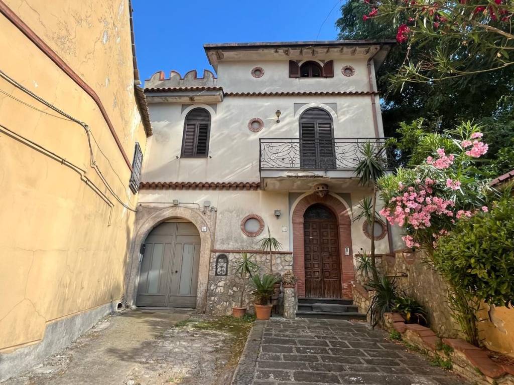 Casa indipendente a Baronissi in Via sabatini, 14 - Foto 4