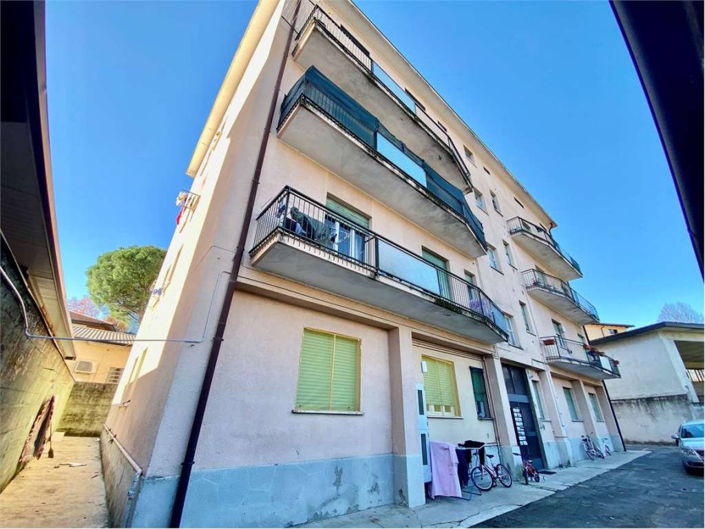 Palazzo / stabile a Oggiono - Foto 4