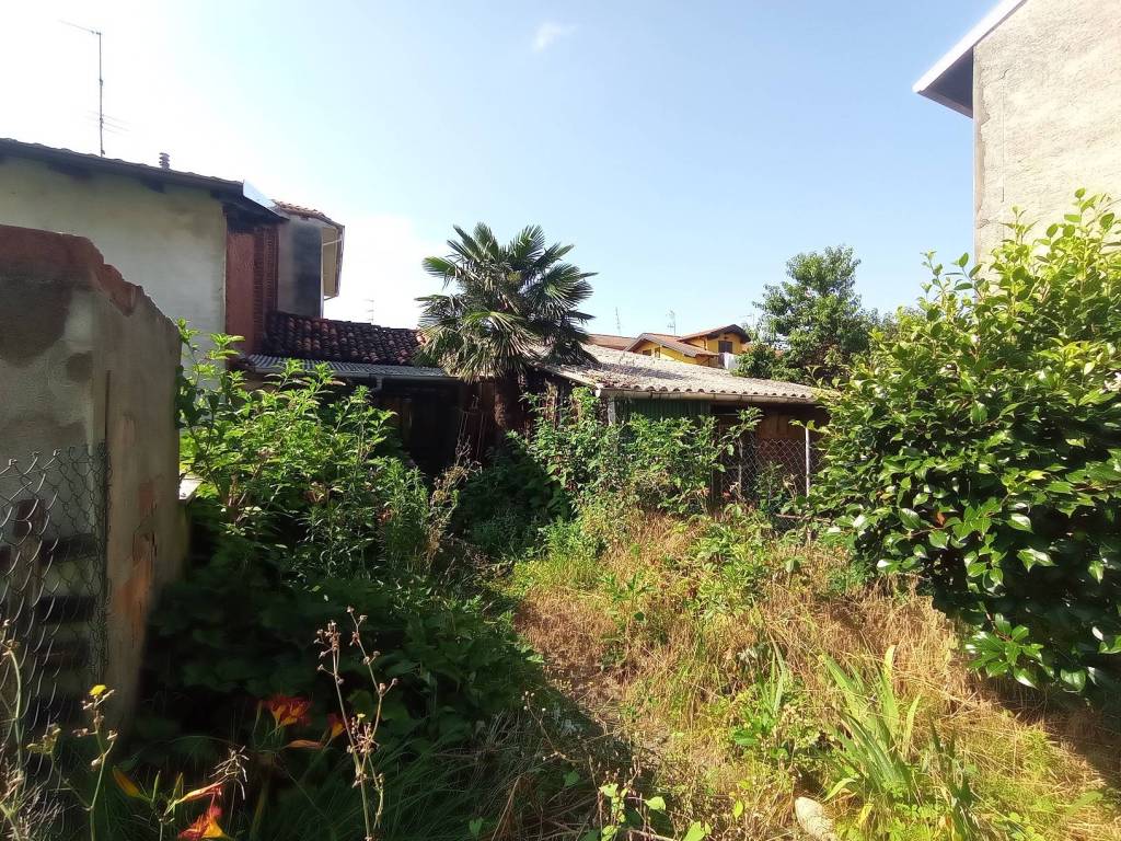 Casa indipendente a Bellinzago novarese in Via 24 Maggio - Foto 3