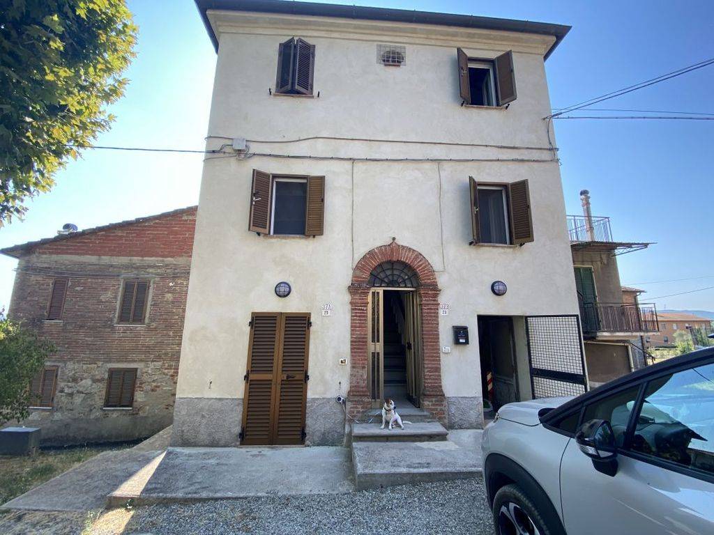 Villa a Castiglione del lago in Via XXV Aprile, 3 - Foto 2