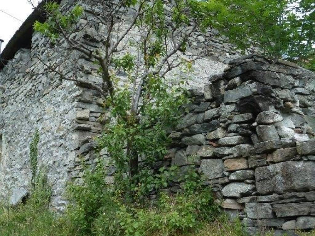 Rustico / casale a Montecrestese in Via Dottor Giovaninetti, - - Foto 3