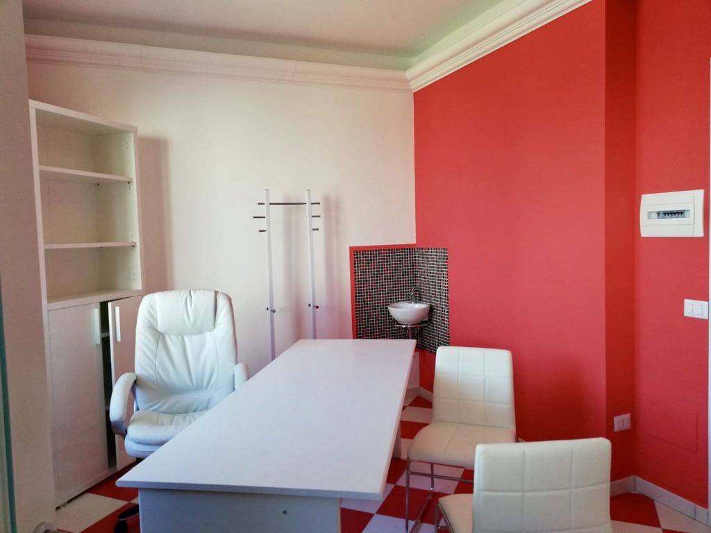 Appartamento a Castiglione del lago in Via di Castiglione del Lago - Foto 3