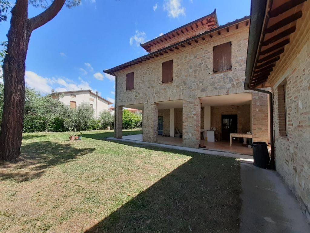 Villa a Castiglione del lago in Via Poggio del sole, 50 - Foto 2