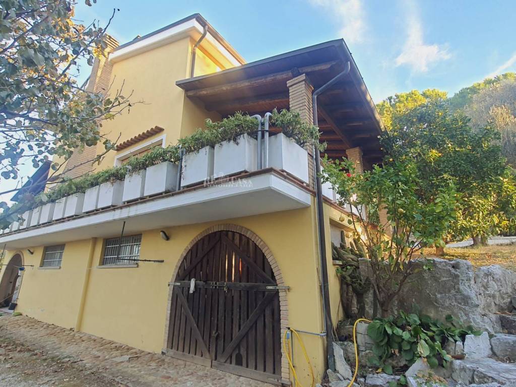 Villa a Colonnella in via truentina - Foto 5
