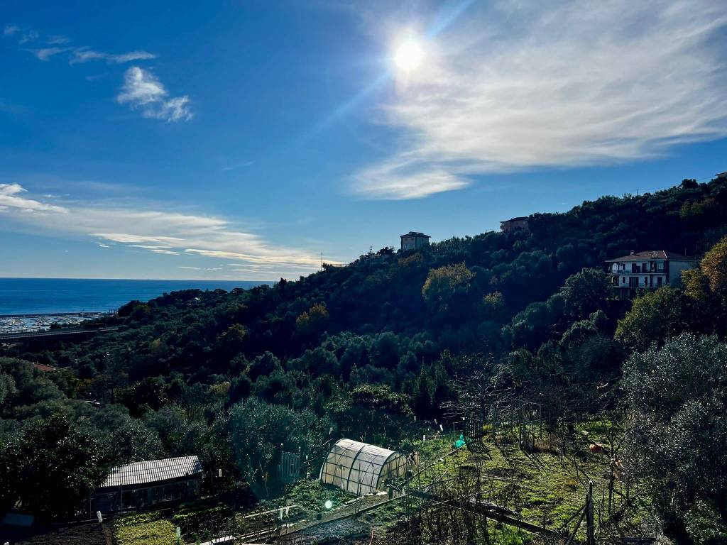 Appartamento a Varazze in Via Nuova Castagnabuona, 9 - Foto 4