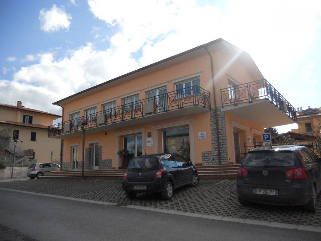 Appartamento a Castiglione del lago in Via XXV Aprile, 3 - Foto 2