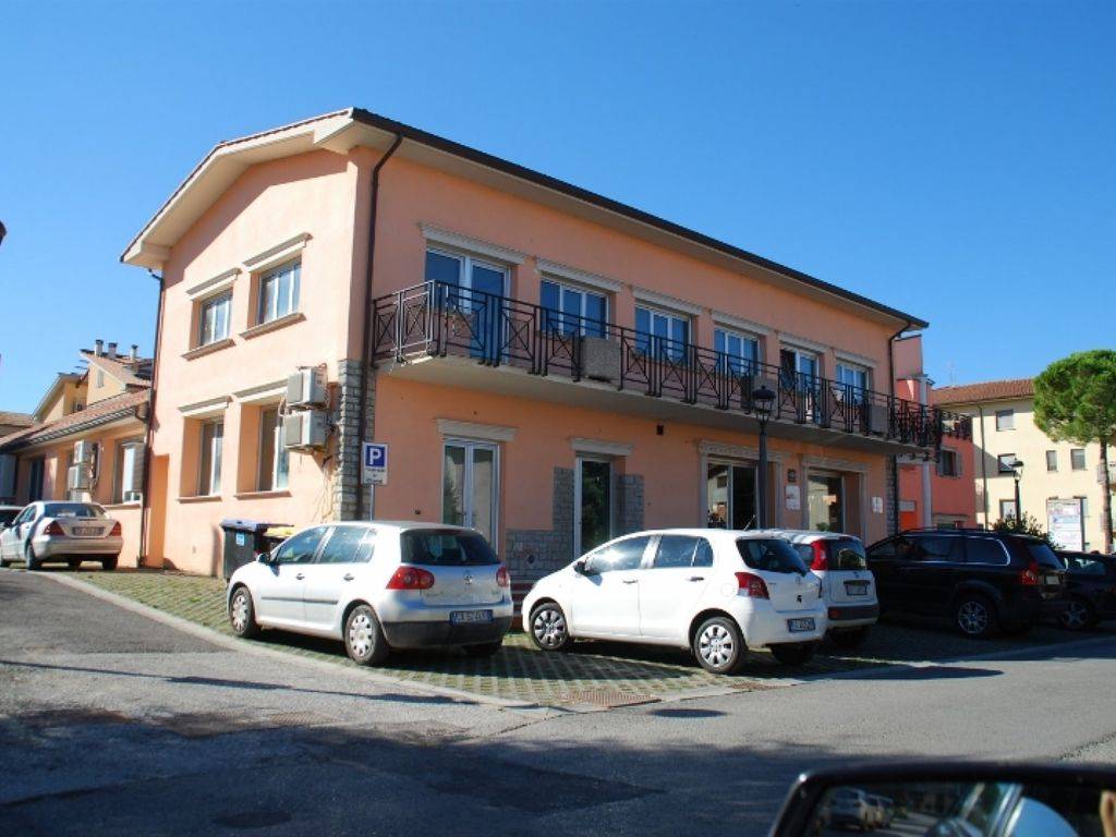 Appartamento a Castiglione del lago in Via XXV Aprile, 3 - Foto 3