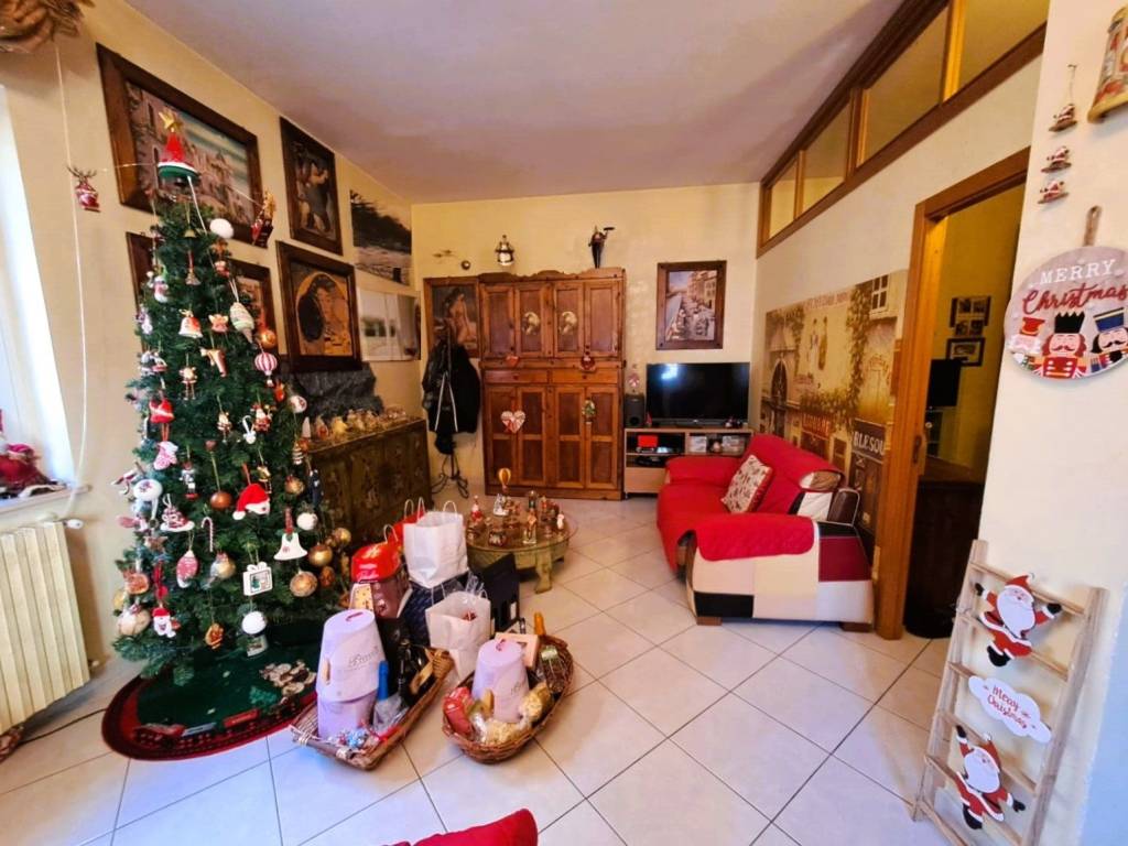 Casa indipendente a Triggiano in Via Enrico Toti - Foto 3