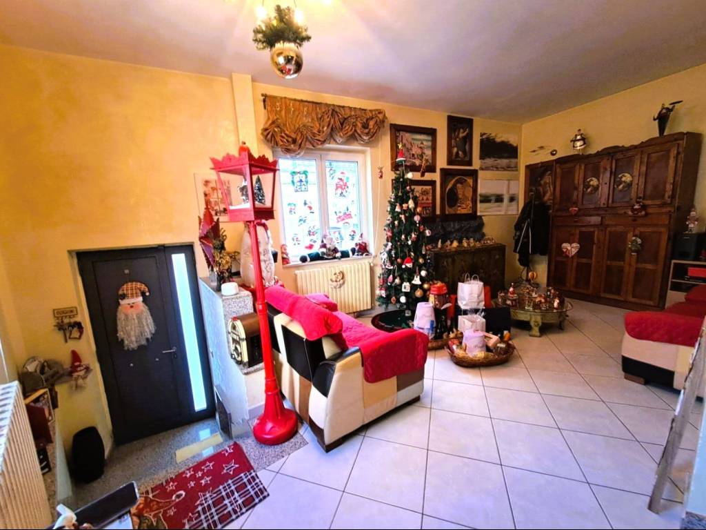 Casa indipendente a Triggiano in Via Enrico Toti - Foto 5