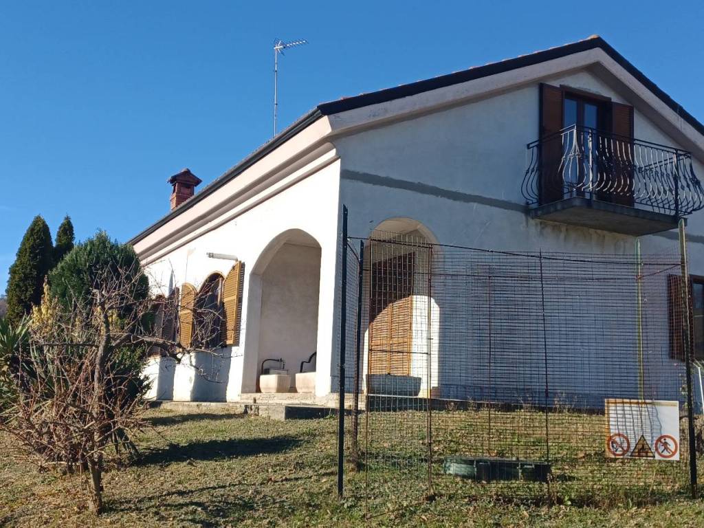 Villa a Cairo montenotte in Strada Sant'Anna - Foto 3