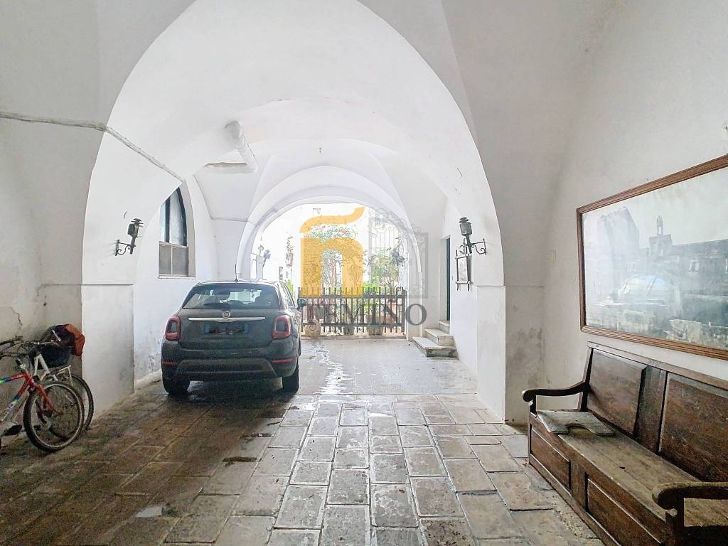 Palazzo / stabile a Copertino in Via Evangelista Menga - Foto 3