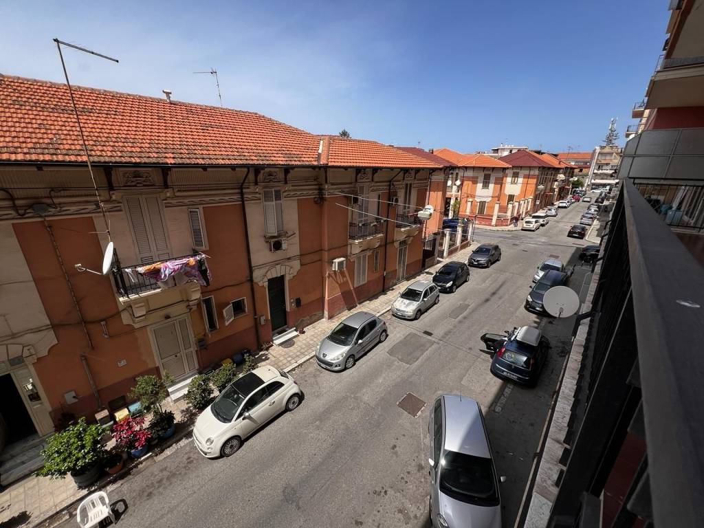 Appartamento a Reggio calabria in Via Torricelli Pescatori - Foto 4
