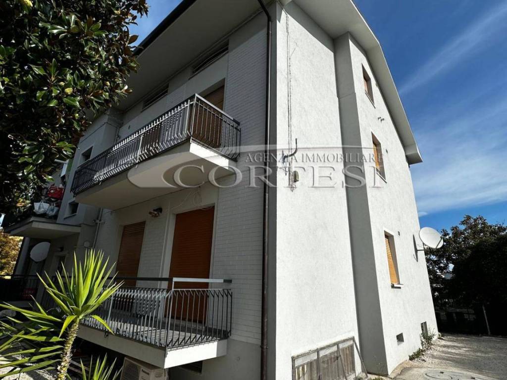 Appartamento a Fano in Via Lago Trasimeno, 9 - Foto 2