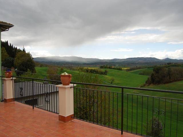 Appartamento a Castiglione del lago in Via di Castiglione del Lago - Foto 2