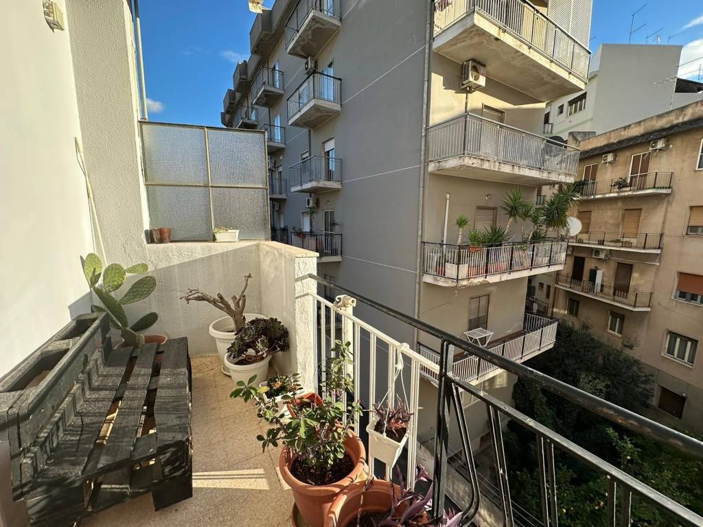 Appartamento a Reggio calabria in Via Salita Cappuccinelli - Foto 2