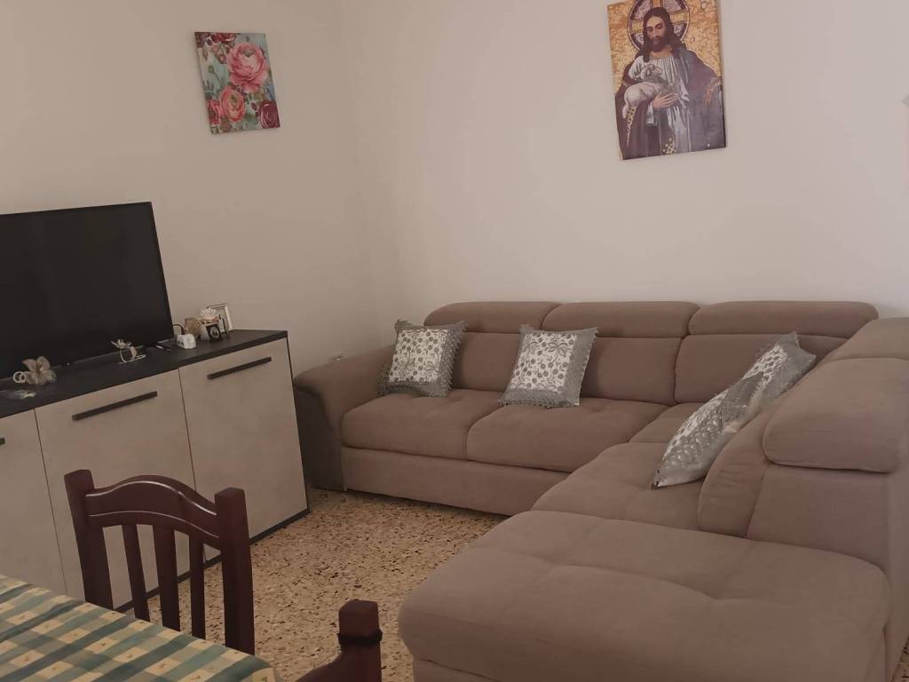 Casa indipendente a Reggio calabria in Via Borrace Alla Caserma - Foto 4