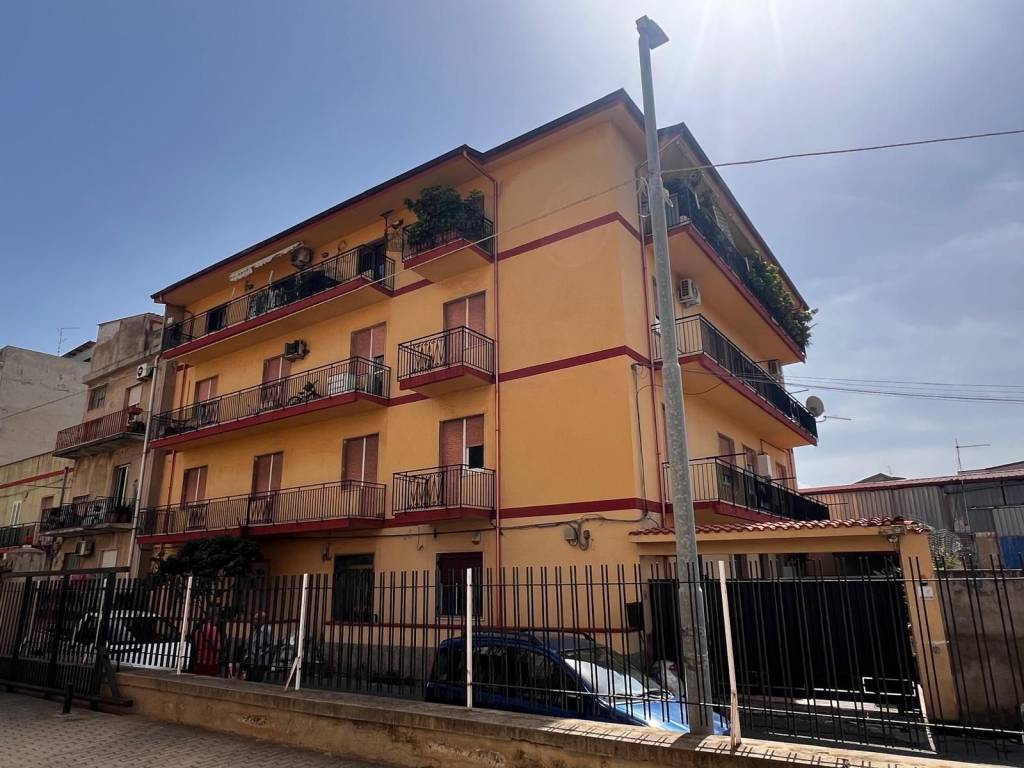 Appartamento a Reggio calabria in Via Francesco Petrarca - Foto 2