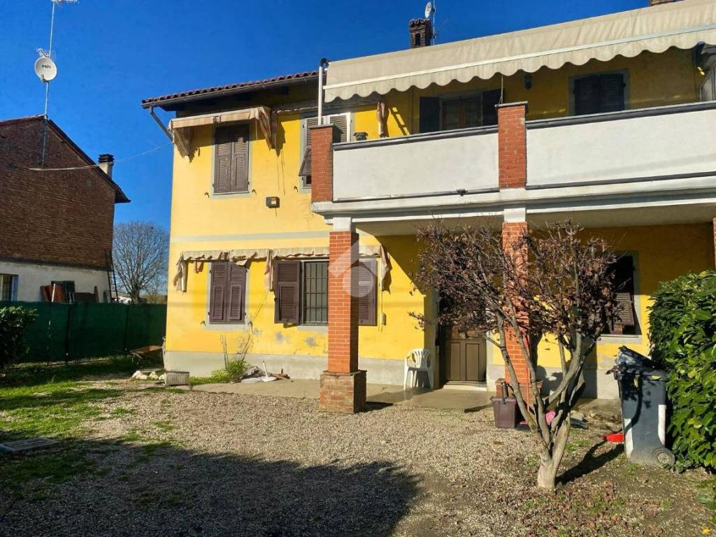 Casa indipendente a Isola sant'antonio in Frazione Capraglia, 8 - Foto 2